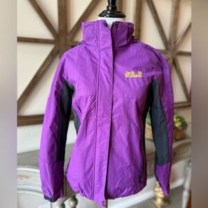 Jack Wolfskin Purple and Gray Jacket Girls Large